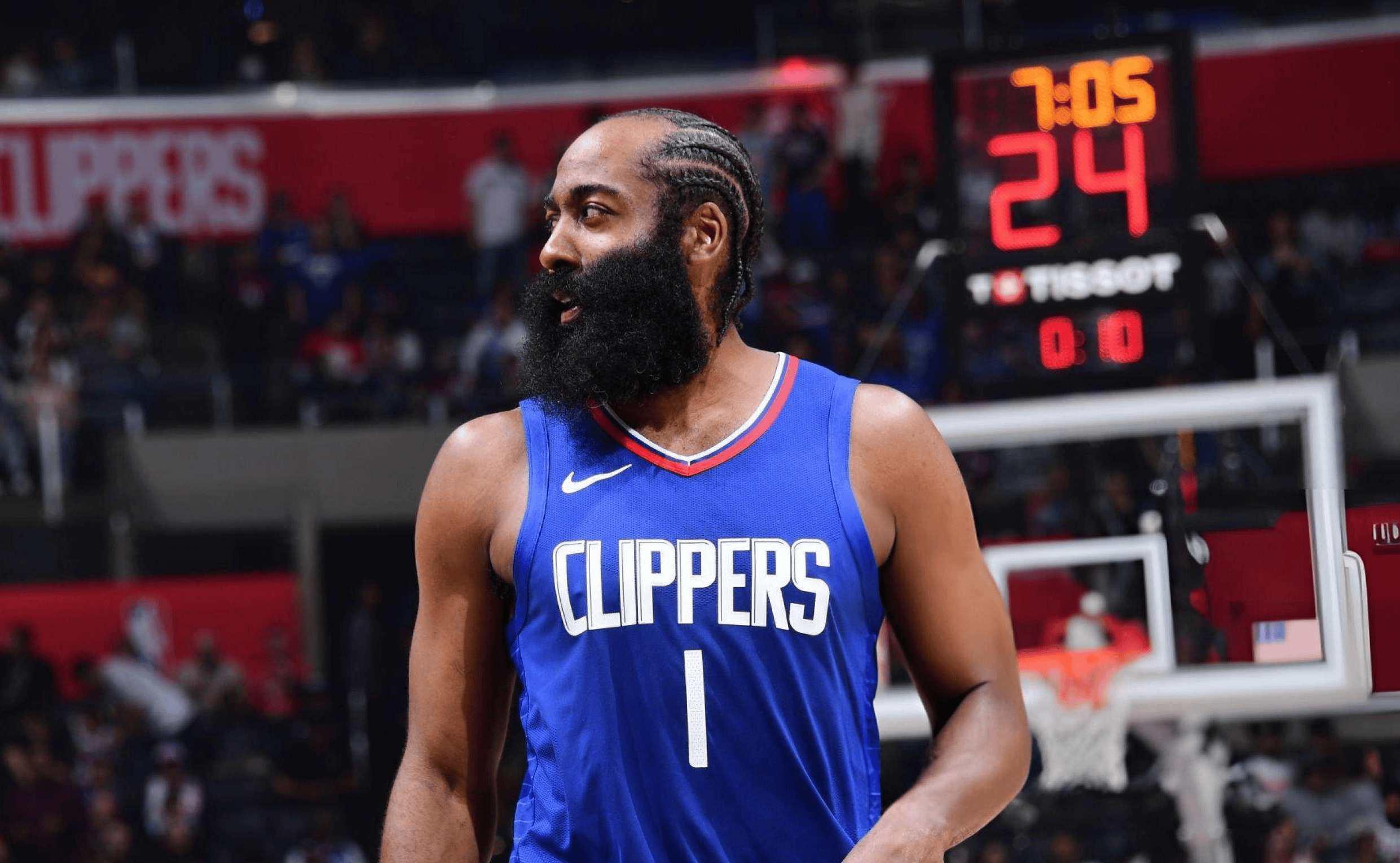 赛地聚焦——NBA季后赛国际比赛日热度飙升，辽宁本钢手感冰凉，态度坚定，数据趋势出现新变化的简单介绍